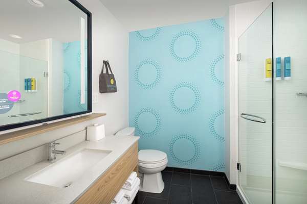  - Tru by Hilton Lake City - I-75, Exit 427