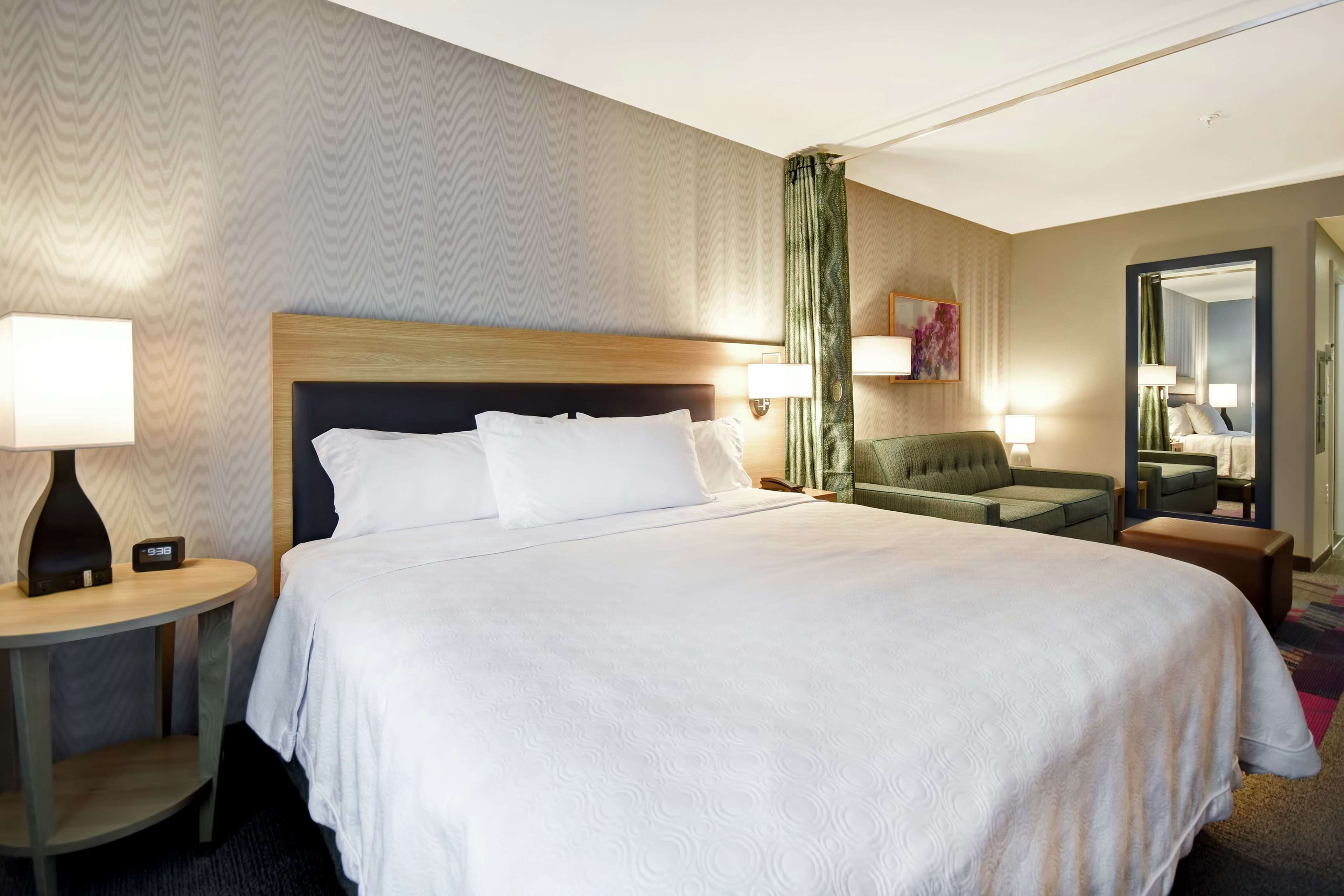 Home2 Suites by Hilton Georgetown Room Type - 1K STUDIO SPA SHOWER