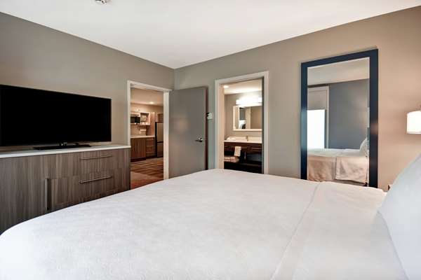  - Home2 Suites by Hilton Georgetown - I-75, Exit 126