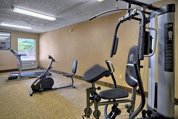 Fitness/ Exercise Room - Baymont Inn & Suites Caddo Valley
