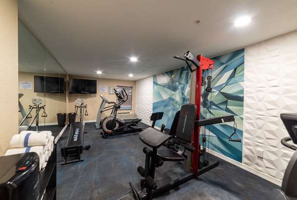 Fitness/ Exercise Room - Baymont Inn & Suites Caddo Valley