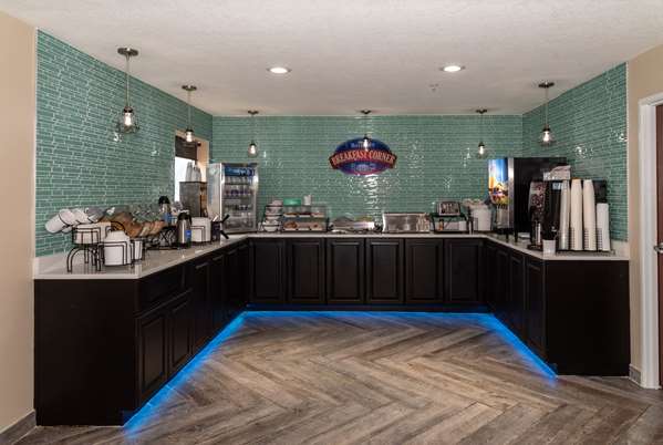 Restaurant - Baymont Inn & Suites Caddo Valley