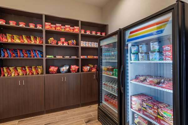 Bar - Best Western Plus Desert View Inn & Suites Cathedral City