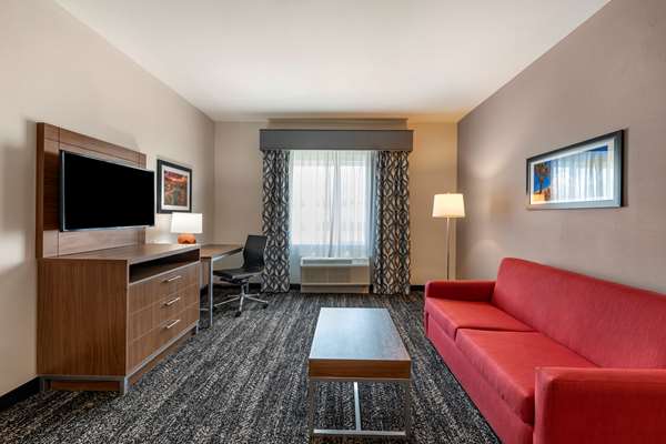 Suite - Best Western Plus Desert View Inn & Suites Cathedral City