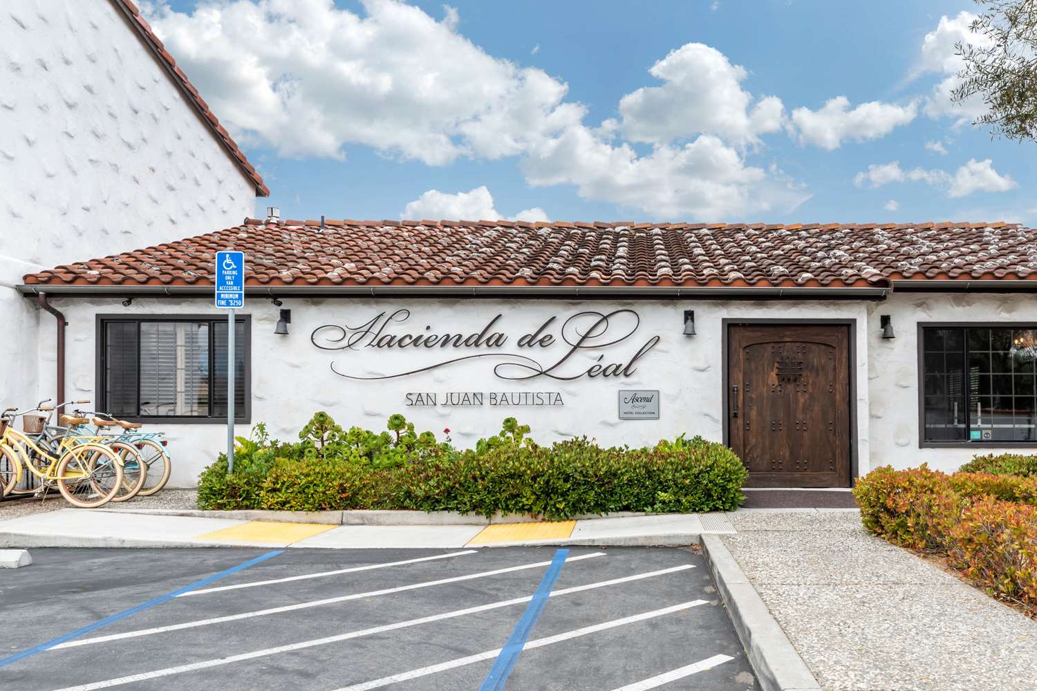 Hacienda de Leal Hotel San Juan Bautista, CA See Discounts