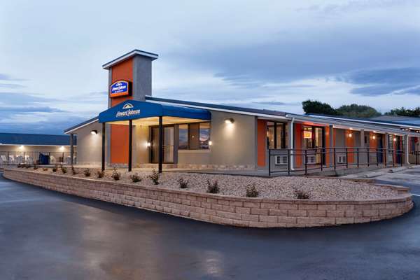 Exterior view - Howard Johnson Hotel Harrisonburg - I-81, Exit 247