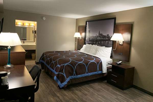  - Super 8 Motel Cookeville - I-40, Exit 287