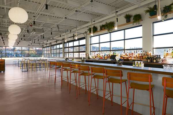 Restaurant - Tryp by Wyndham Hotel Lawrenceville Pittsburgh