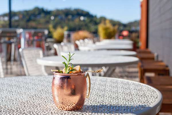 Restaurant - Tryp by Wyndham Hotel Lawrenceville Pittsburgh