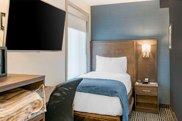  - Quality Inn Centreville Montreal