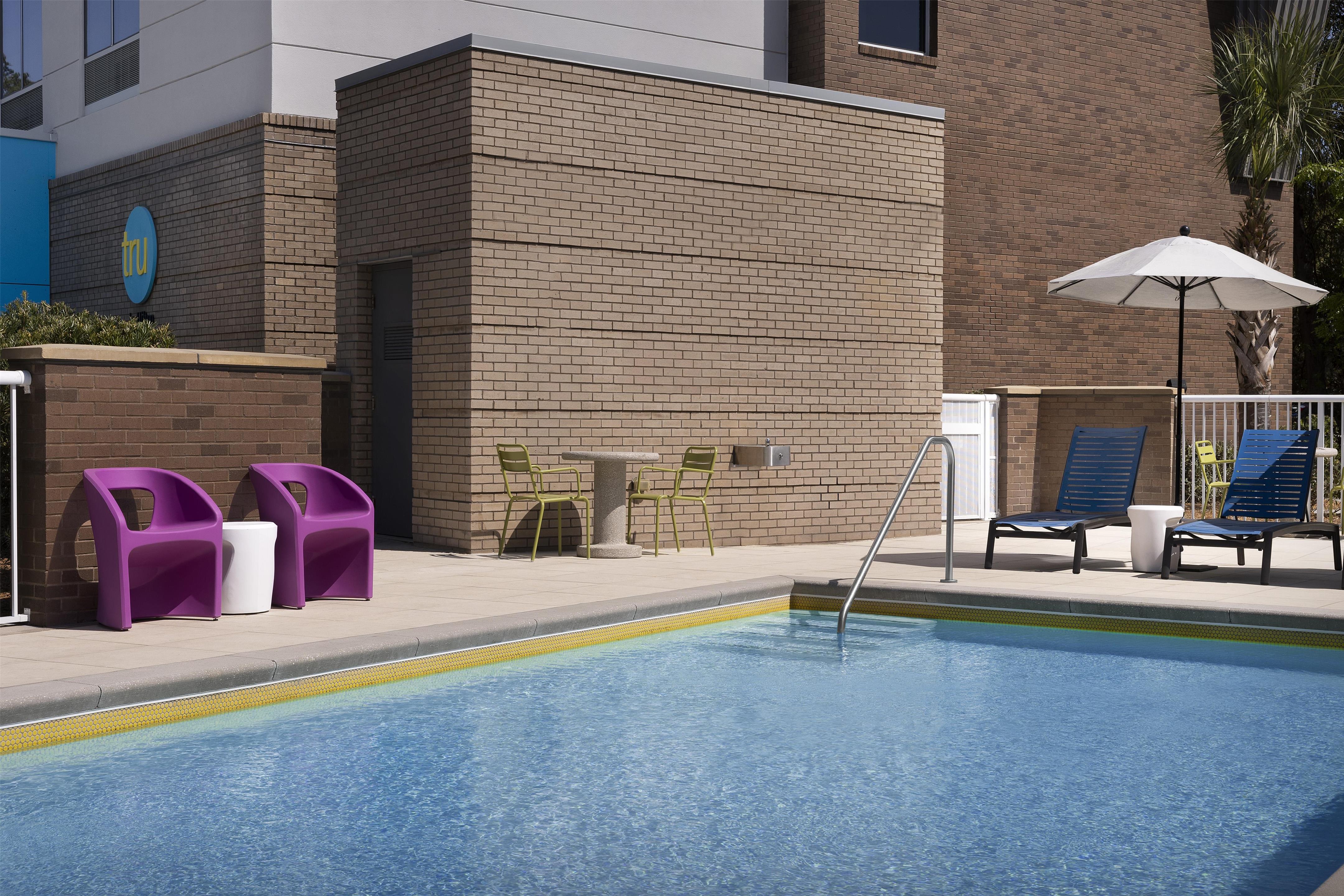 Pool | Tru By Hilton Mt Pleasant Charleston