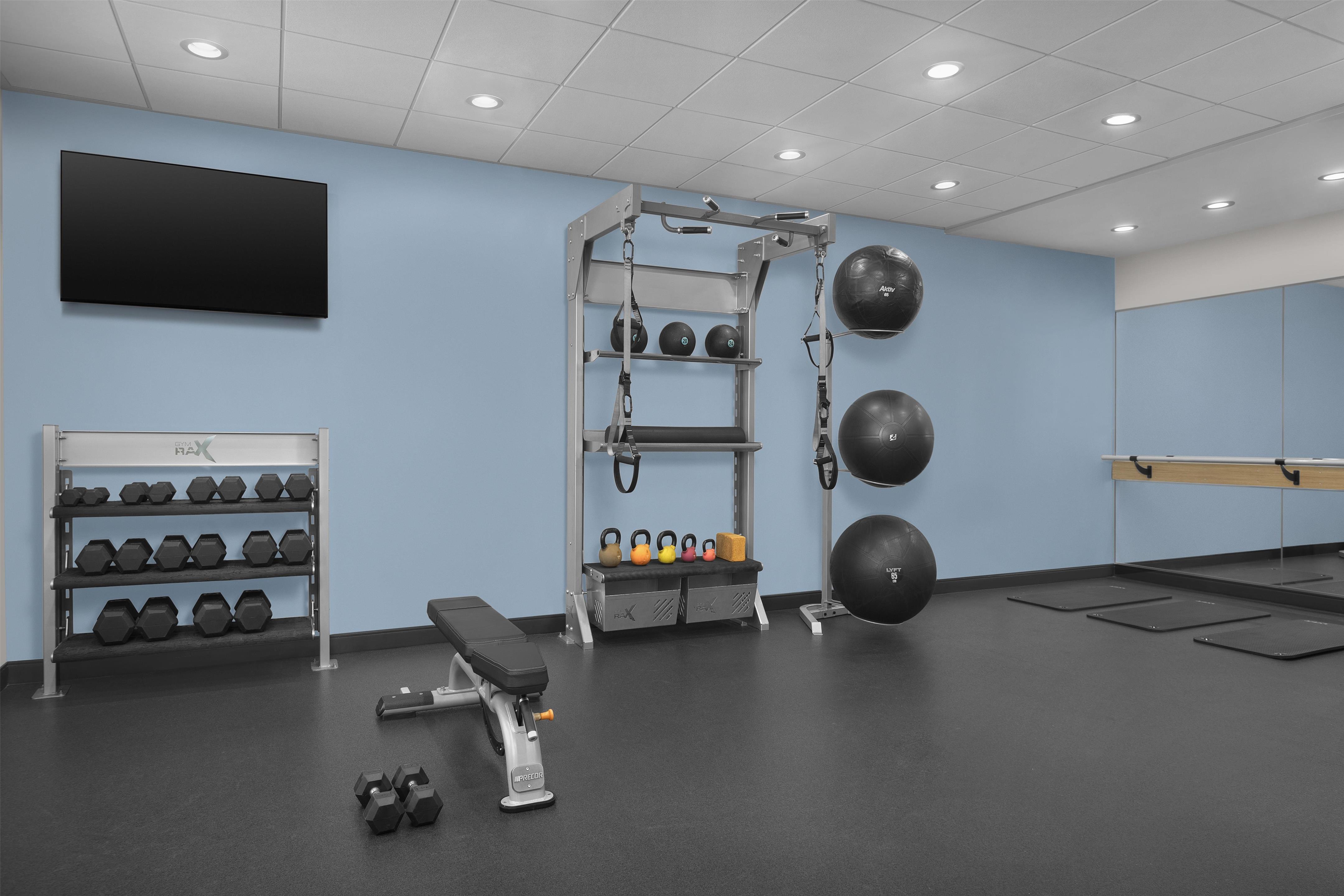 Health club fitness center gym | Tru By Hilton Mt Pleasant Charleston