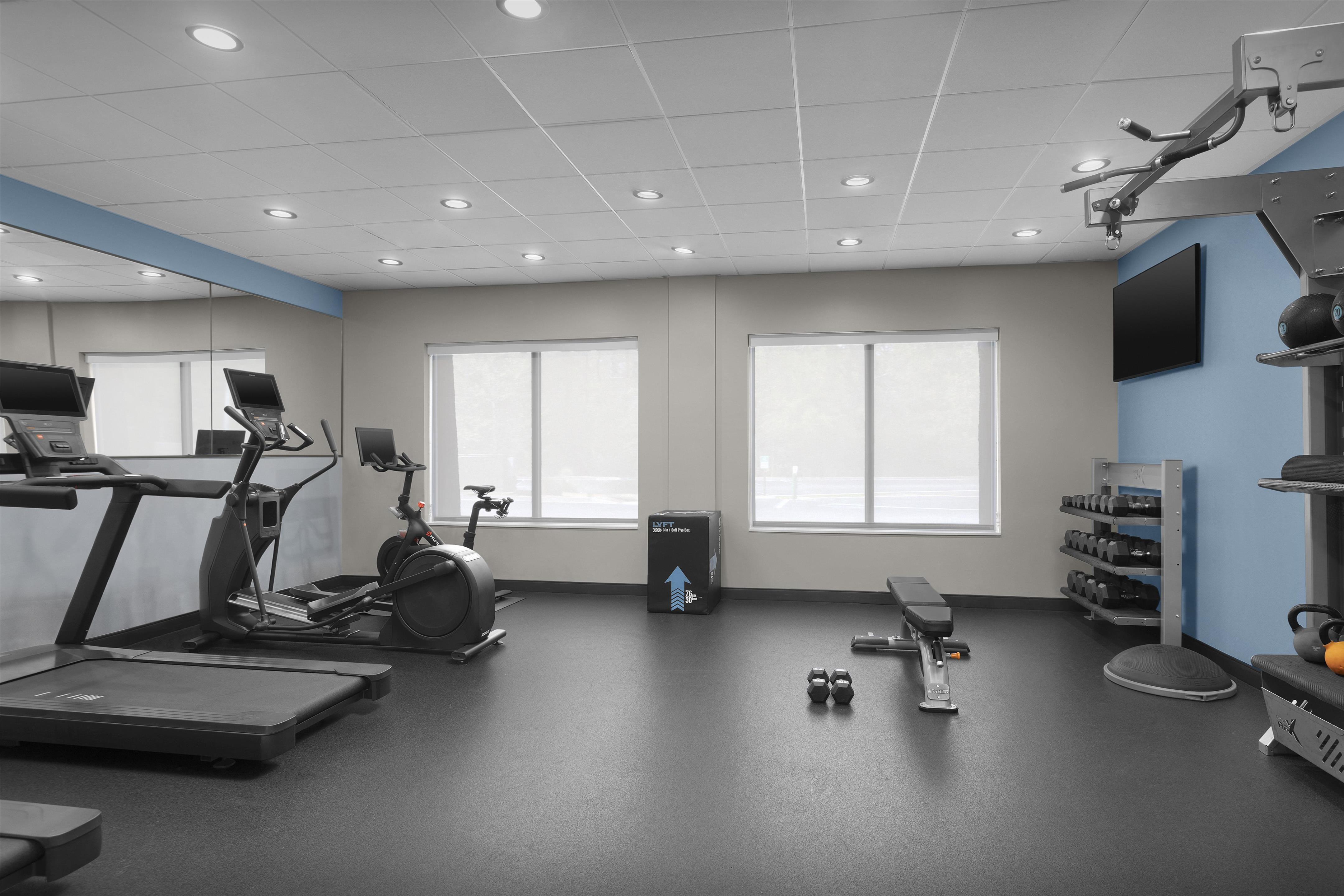 Health club fitness center gym | Tru By Hilton Mt Pleasant Charleston