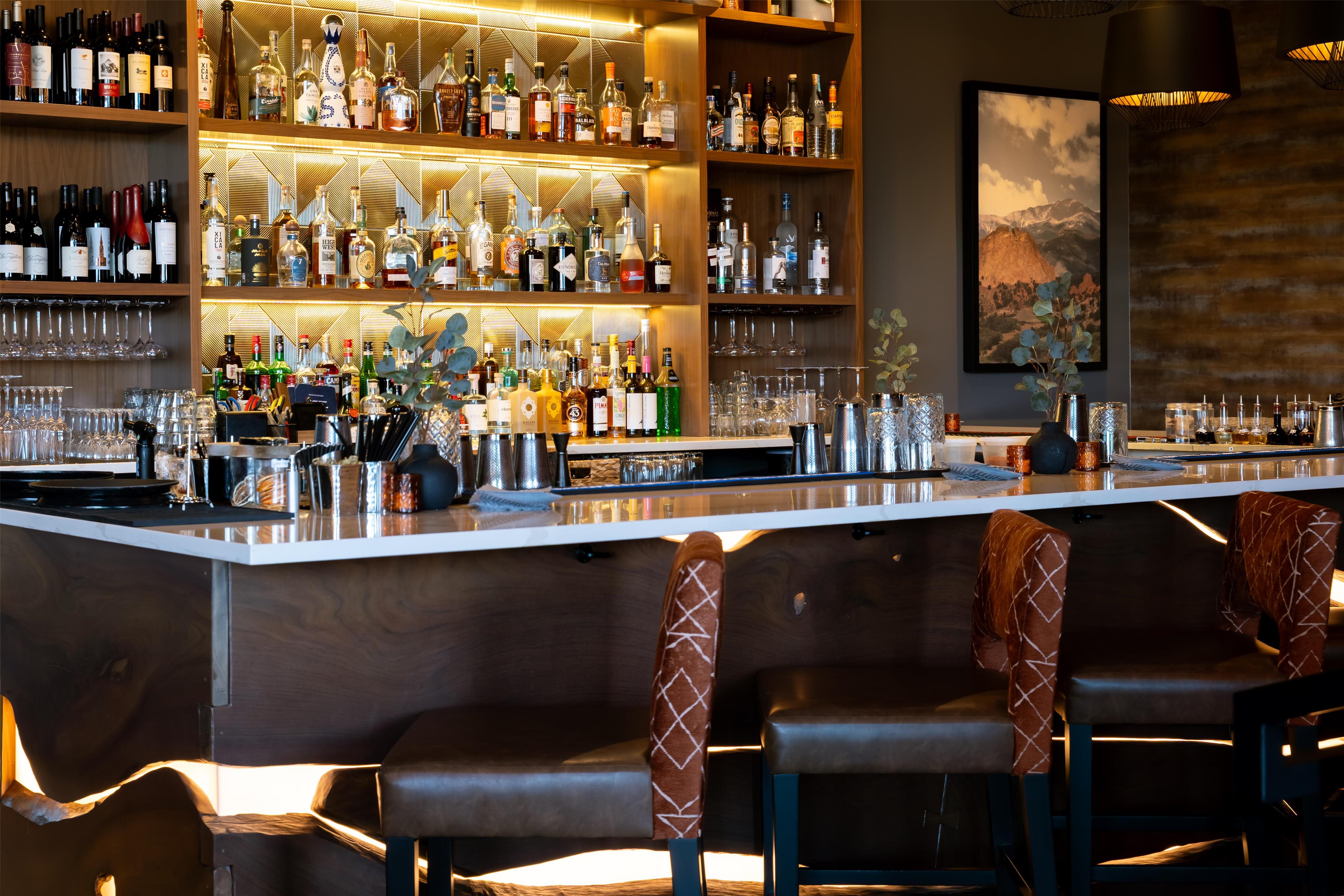 Restaurant | Hilton Garden Inn Colorado Springs Downtown