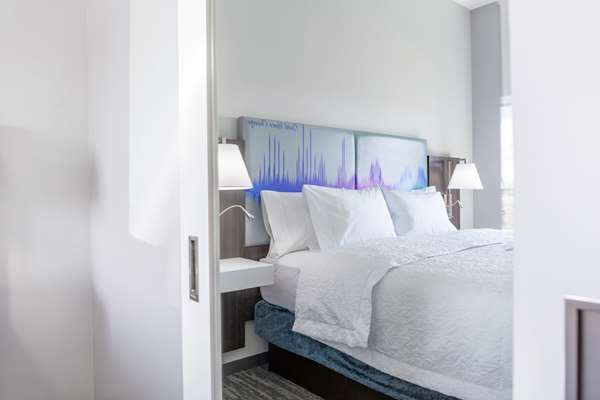  - Hampton Inn Bridgeview