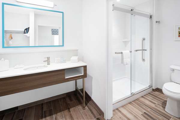  - Hampton Inn Bridgeview