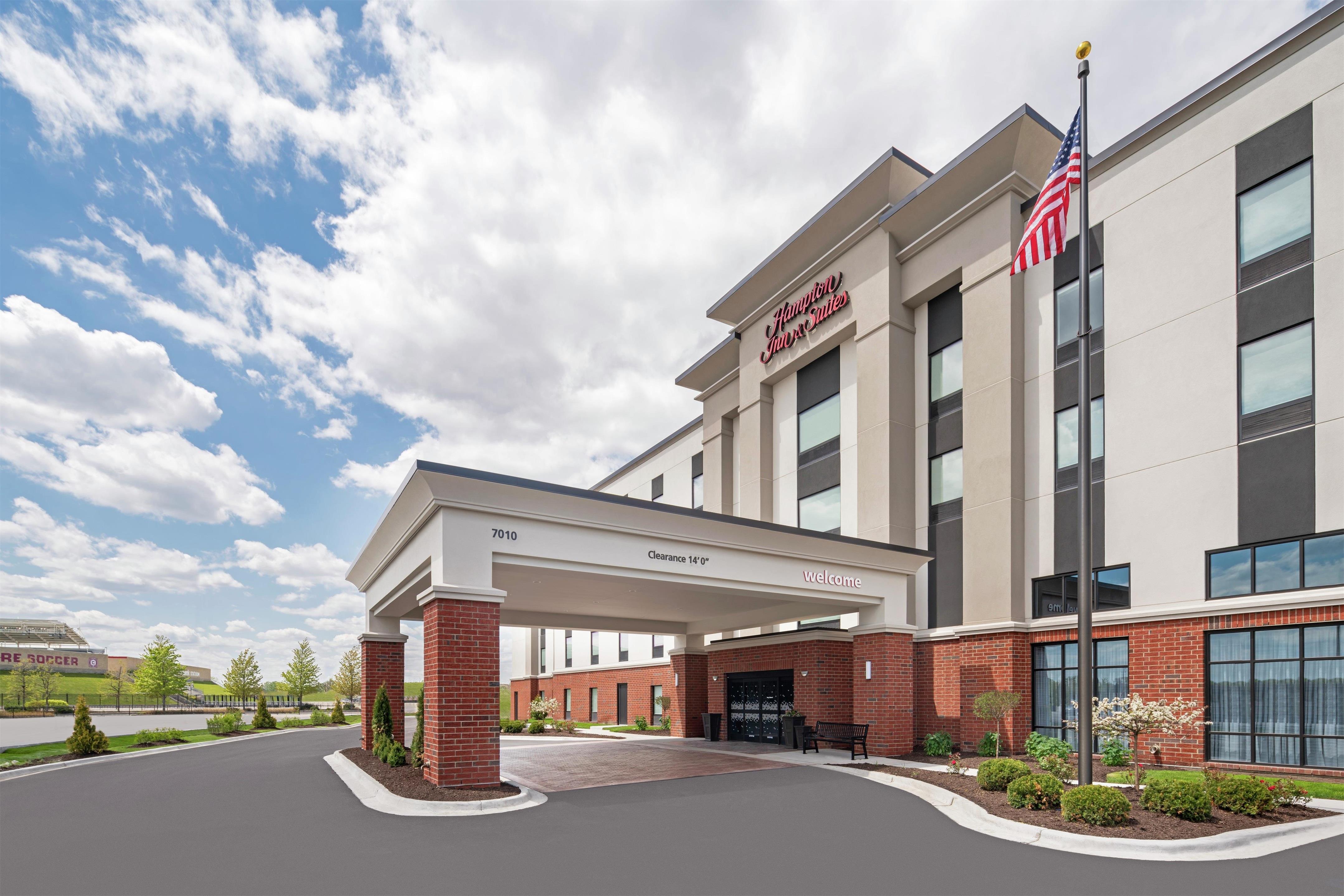 Exterior | Hampton Inn & Suites Bridgeview Chicago
