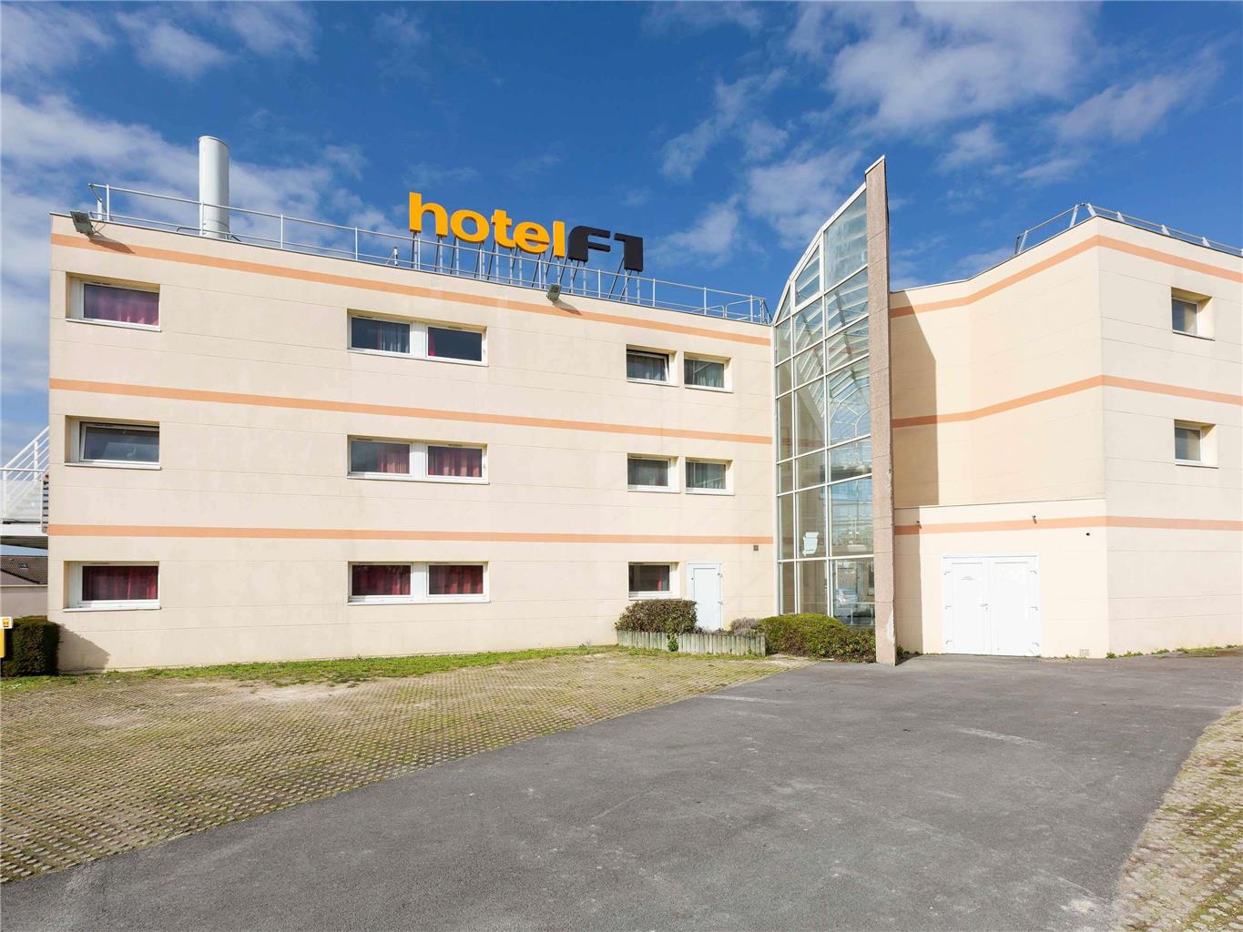 HotelF1  Reims Tinqueux