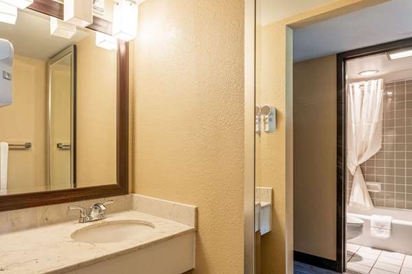  - Suburban Studios Fredonia