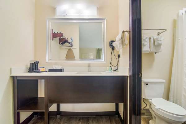  - Quality Inn & Suites Lake City