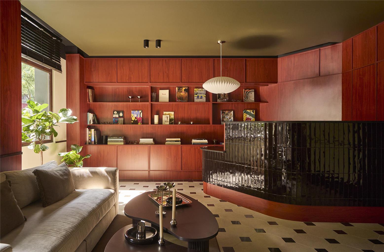 Arian Hotel