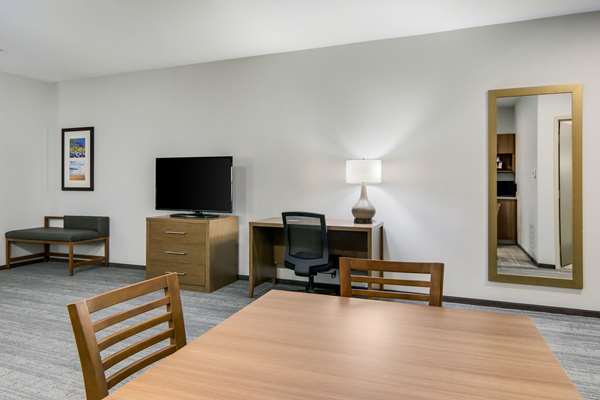 Suite - Comfort Suites South Desoto - I-35, Exit 416