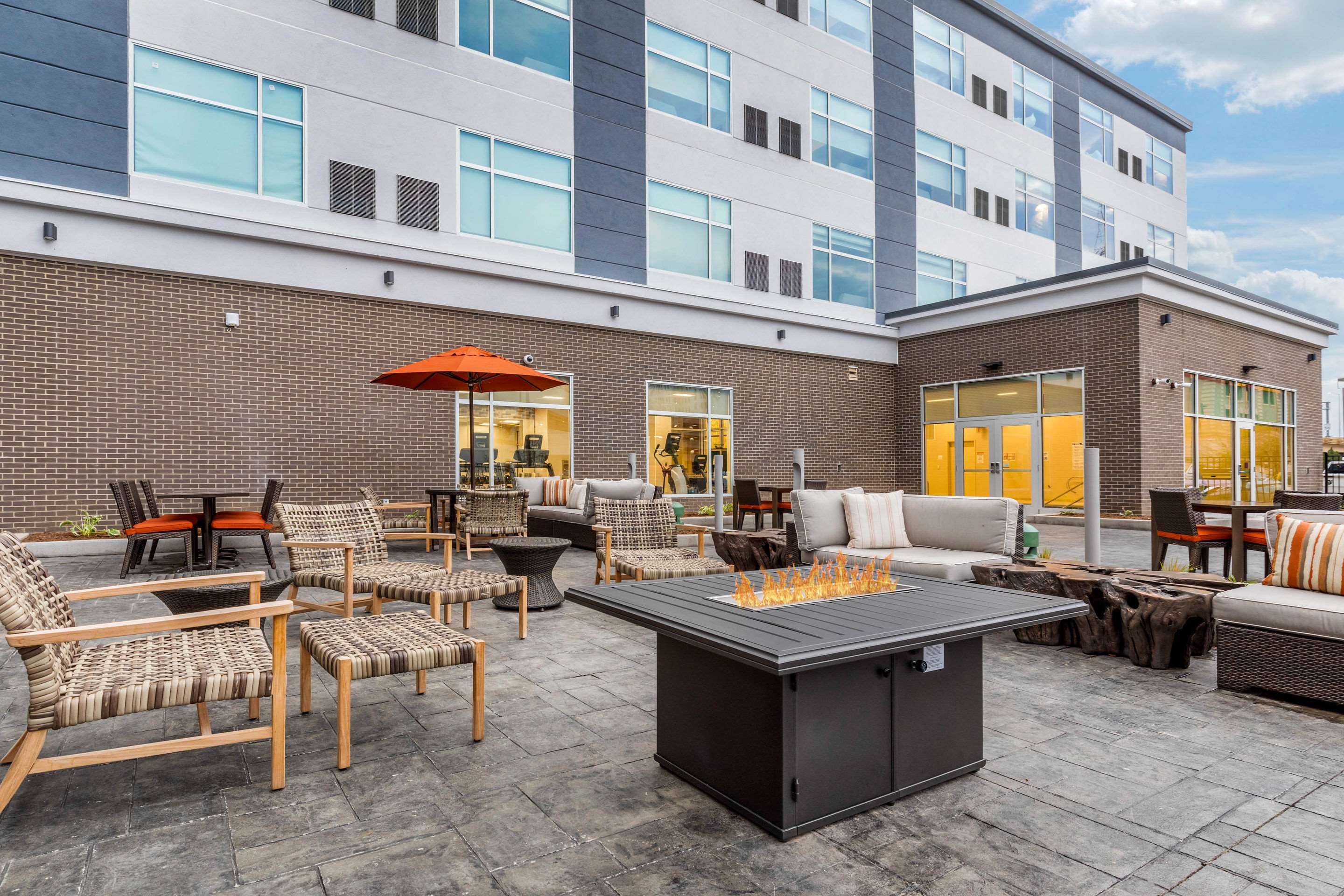 Hotel patio | Cambria Hotel Milwaukee Downtown