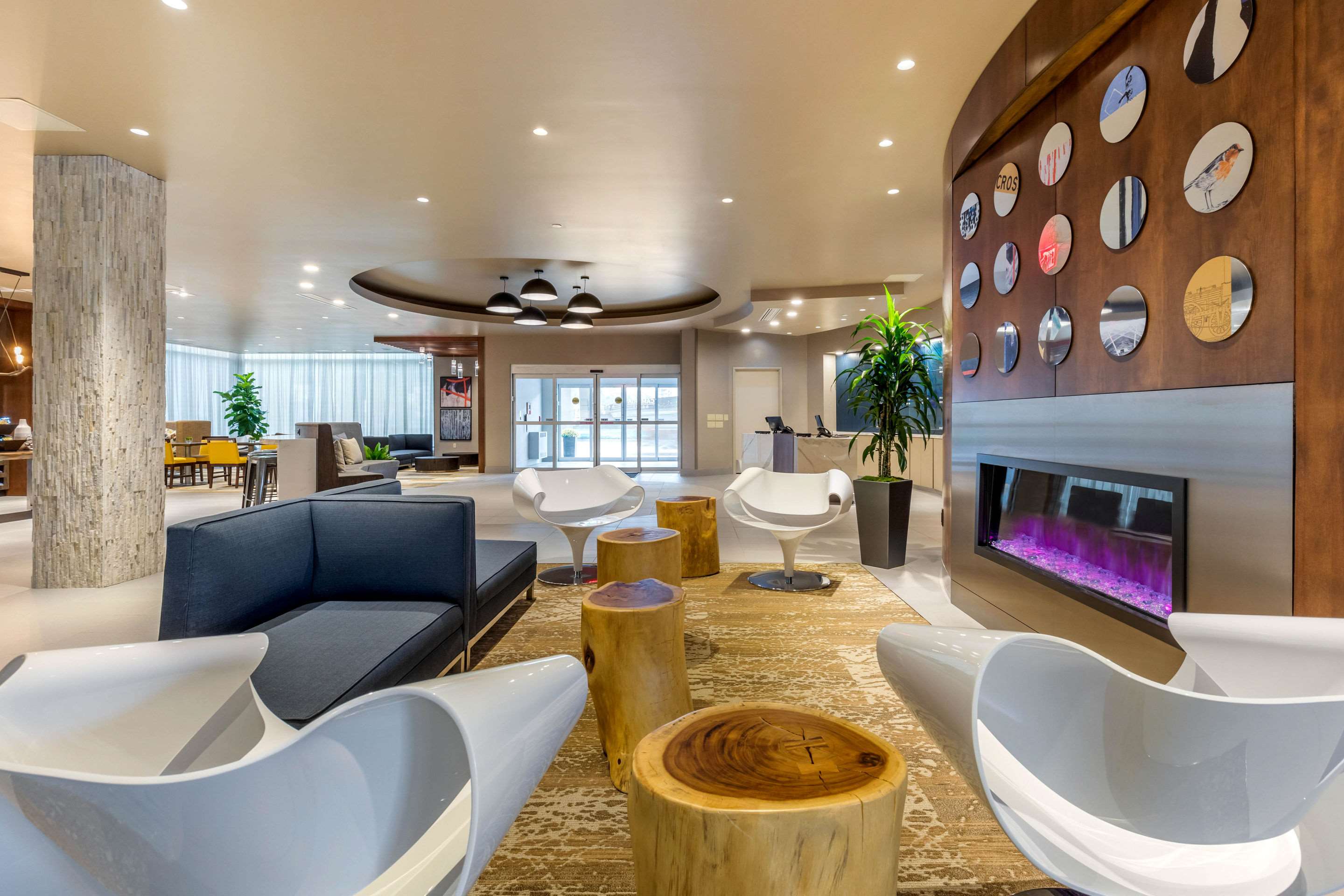 Lobby with sitting area | Cambria Hotel Milwaukee Downtown