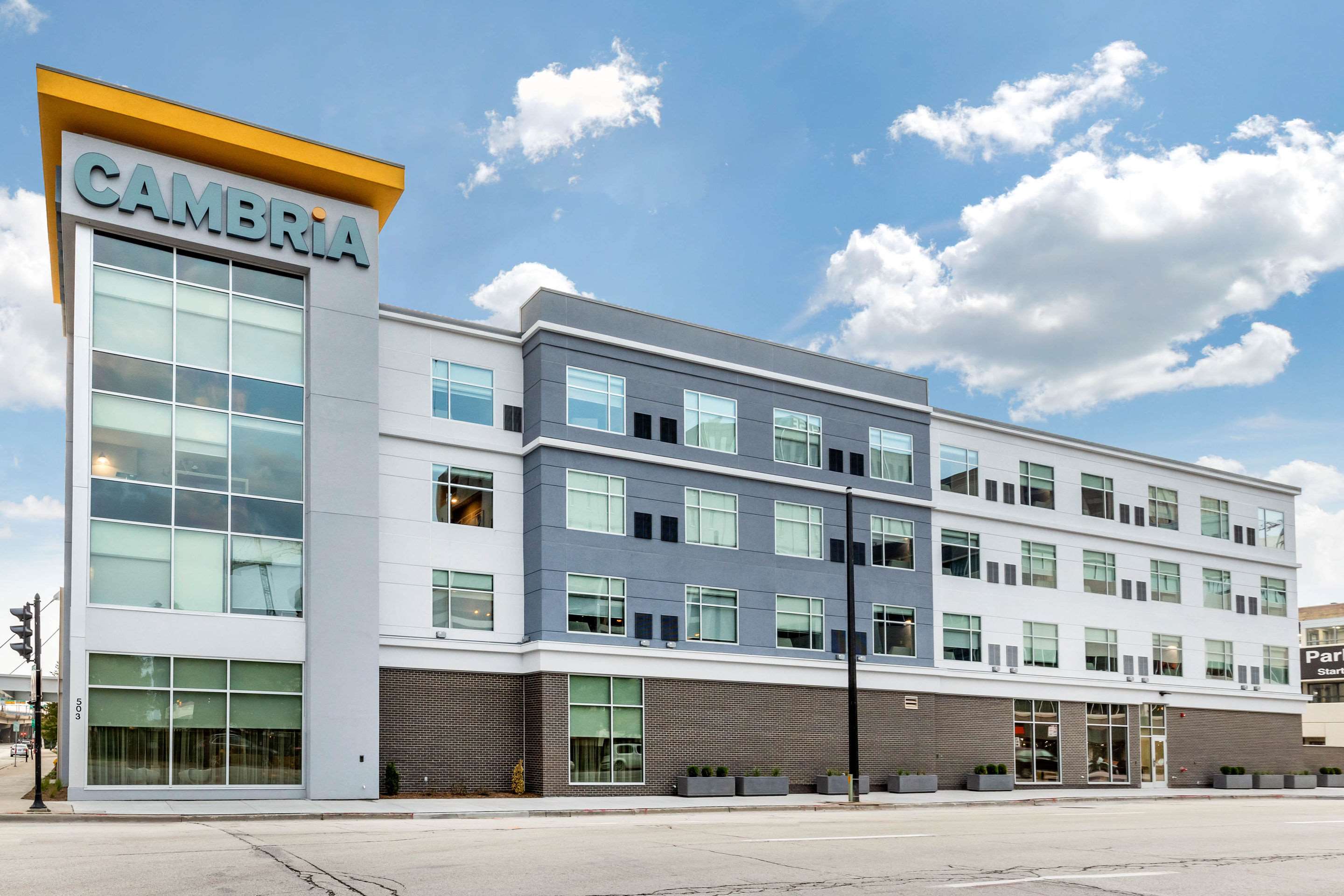 Hotel exterior | Cambria Hotel Milwaukee Downtown