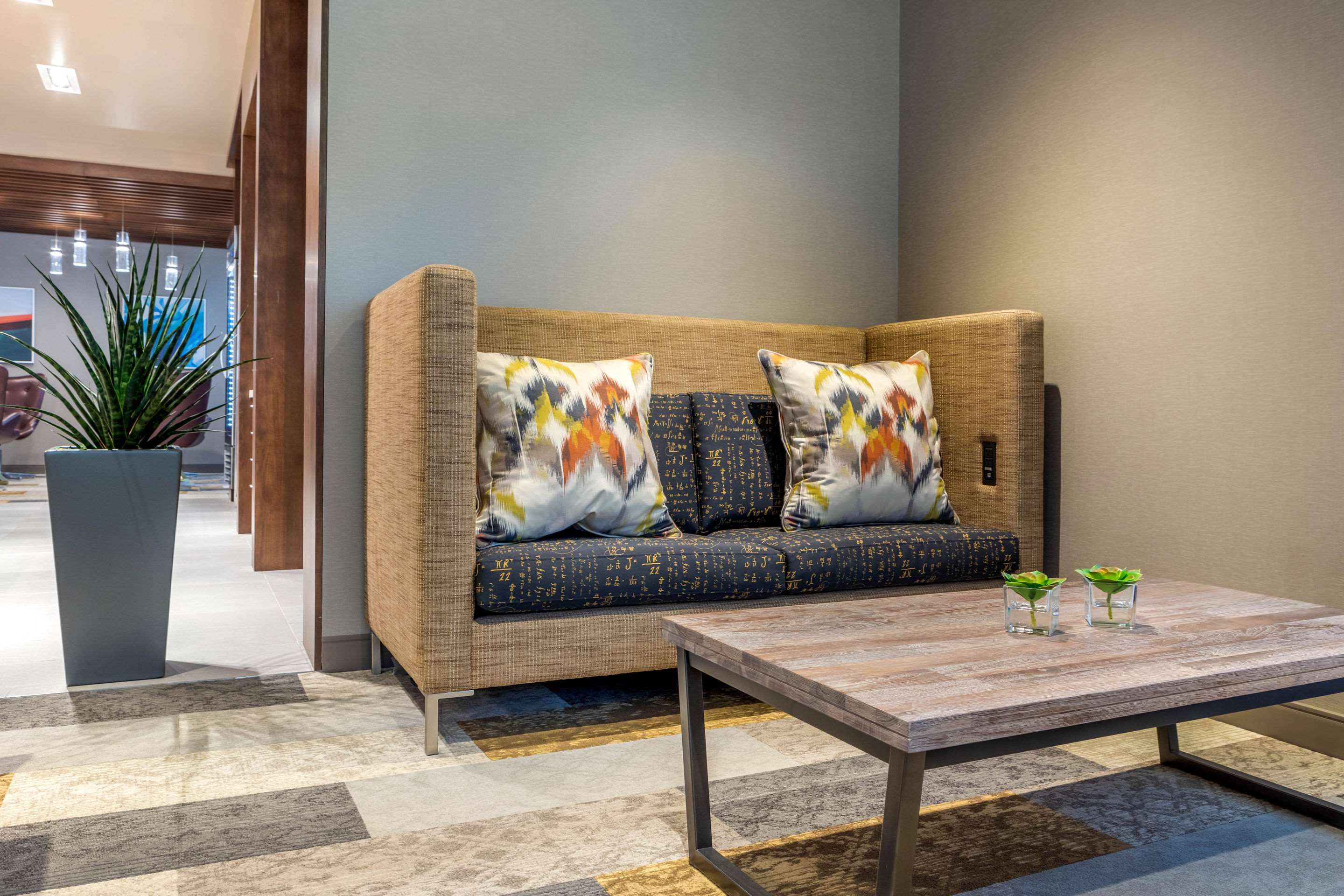 Hotel lobby | Cambria Hotel Milwaukee Downtown