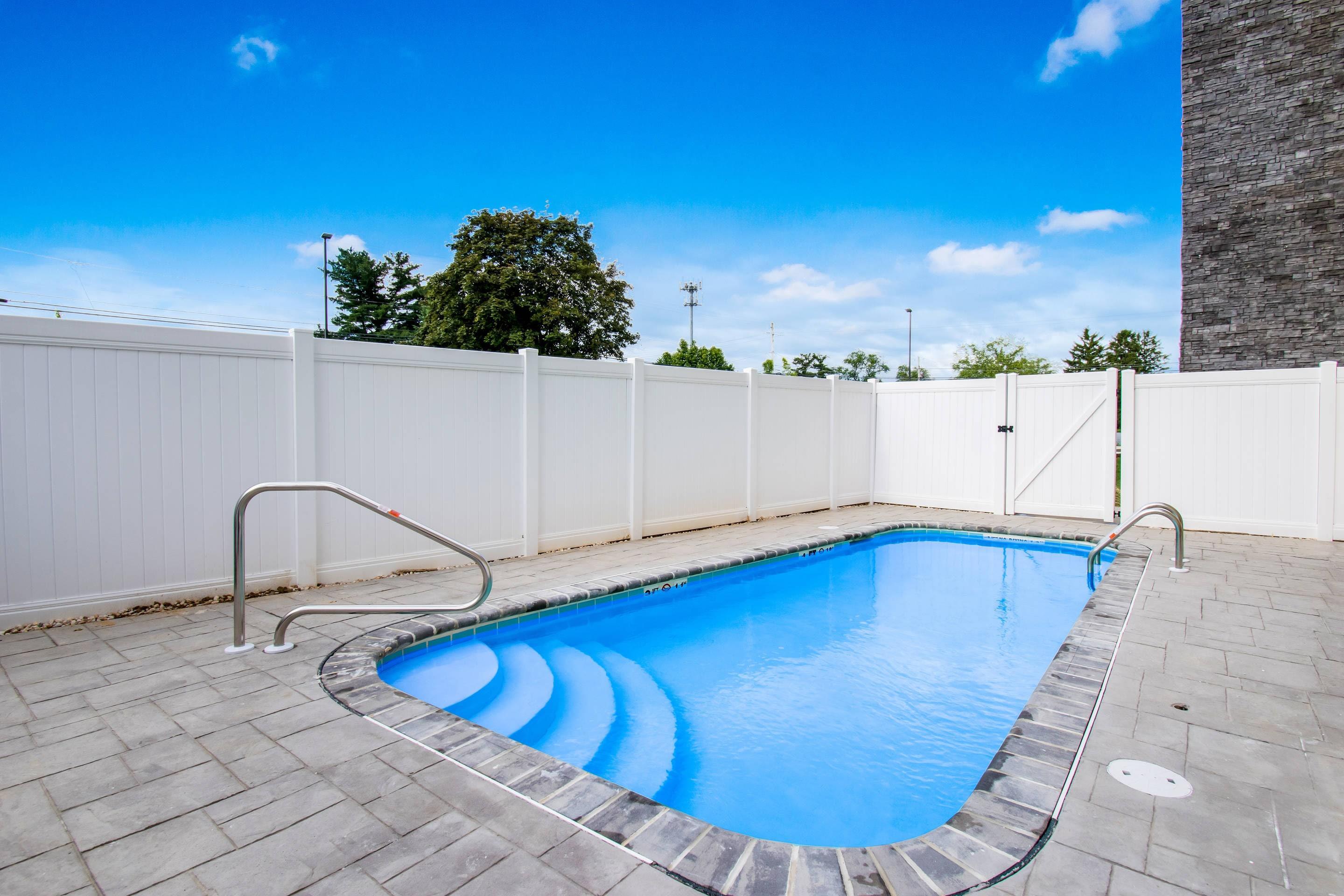 Outdoor pool | Comfort Inn & Suites Harrisburg - Hershey West