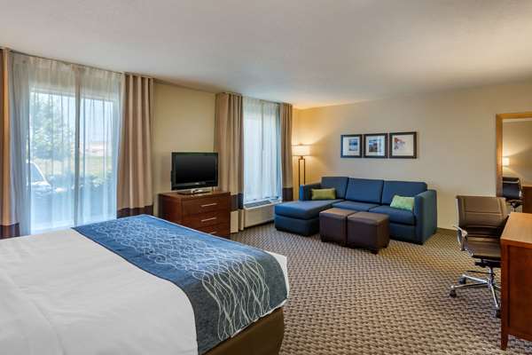 Suite - Comfort Inn Logan