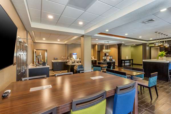 Amenities - Comfort Inn Logan