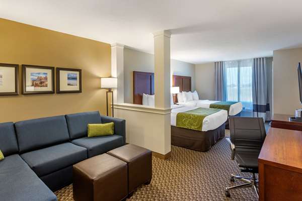 Suite - Comfort Inn Logan
