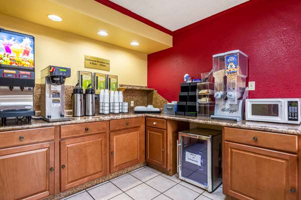 Amenities - Econo Lodge Airport Charlotte - I-85, Exit 35