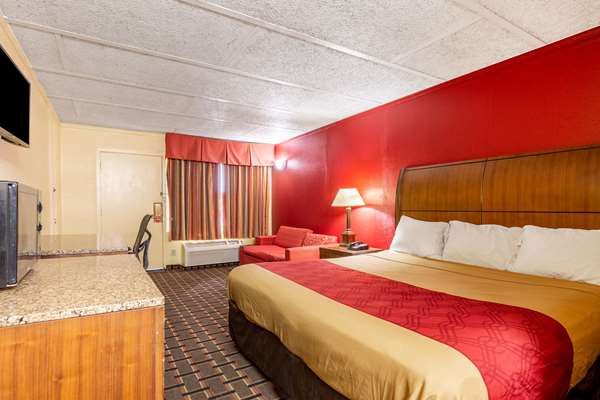  - Econo Lodge Airport Charlotte - I-85, Exit 35