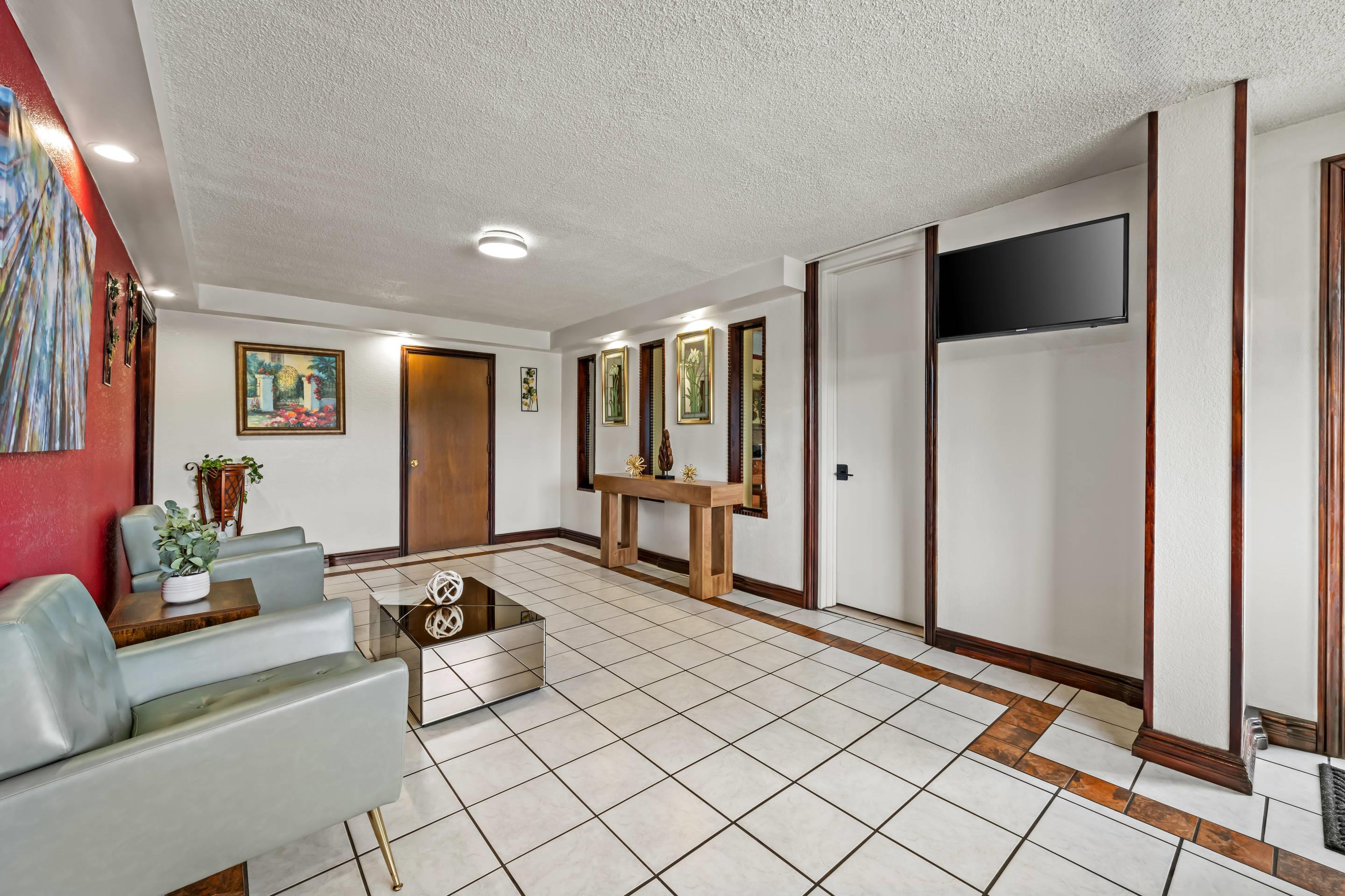 Hotel lobby | Econo Lodge Charlotte Airport Area