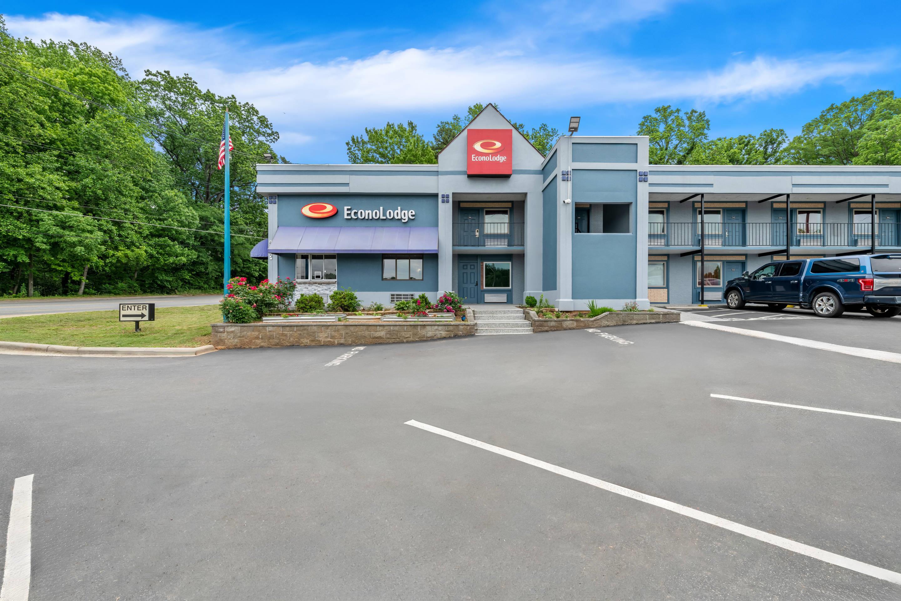 Hotel exterior | Econo Lodge Charlotte Airport Area