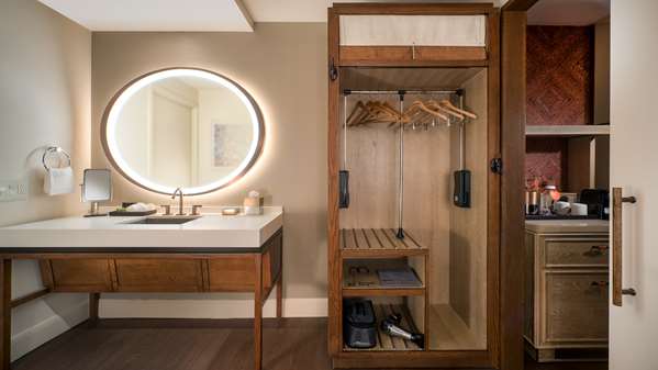  - Canopy by Hilton Hotel Embassy Row DC