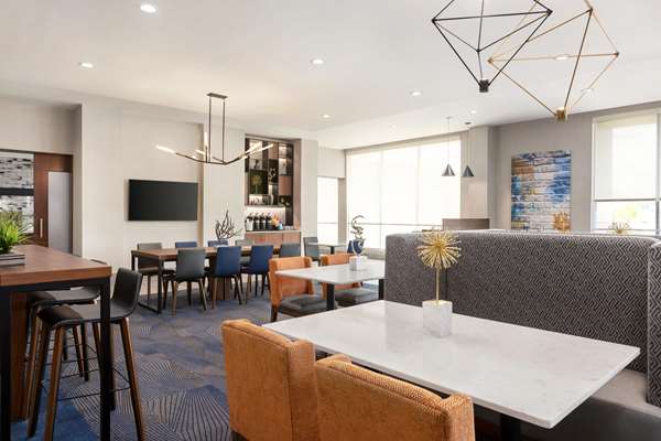  - La Quinta Inn & Suites Brunswick - I-95, Exit 38