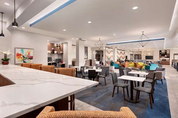 Bar - La Quinta Inn & Suites Brunswick - I-95, Exit 38