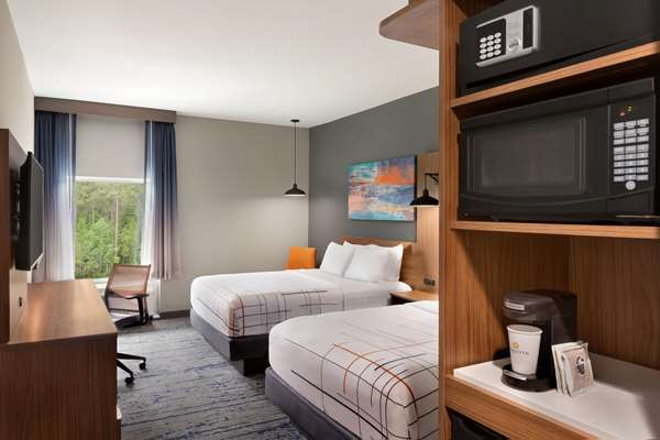  - La Quinta Inn & Suites Brunswick - I-95, Exit 38