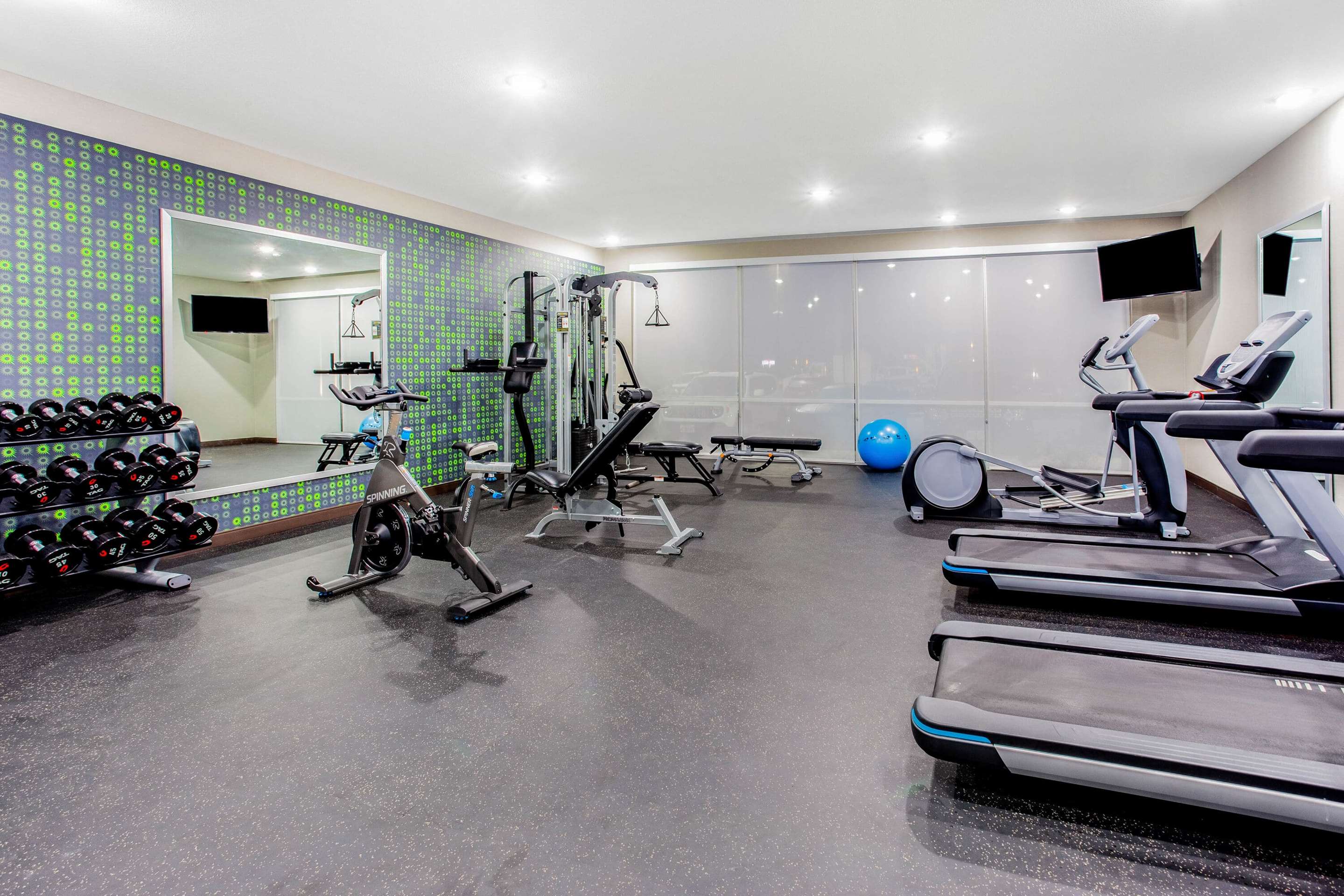 Health club | La Quinta Inn & Suites by Wyndham San Antonio Alamo City