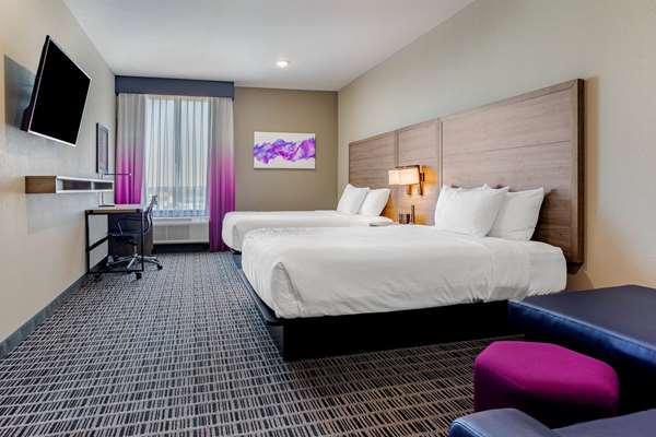  - La Quinta Inn & Suites San Antonio - I-35, Exit 168