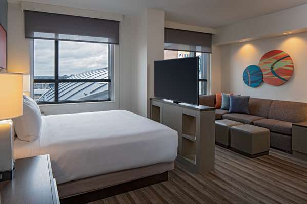 Suite - Hyatt House Hotel Downtown Indianapolis