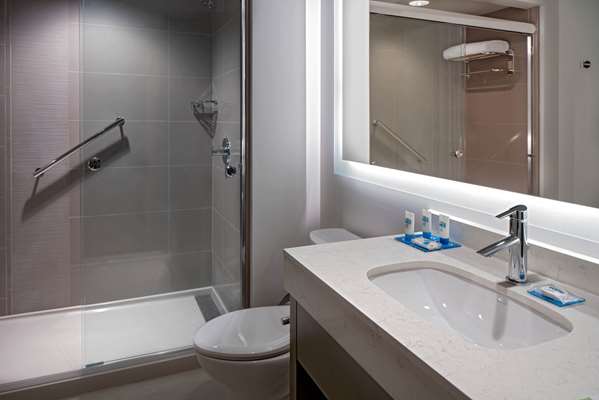  - Hyatt House Hotel Downtown Indianapolis