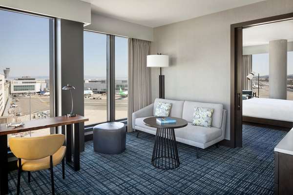  - Grand Hyatt Hotel at SFO