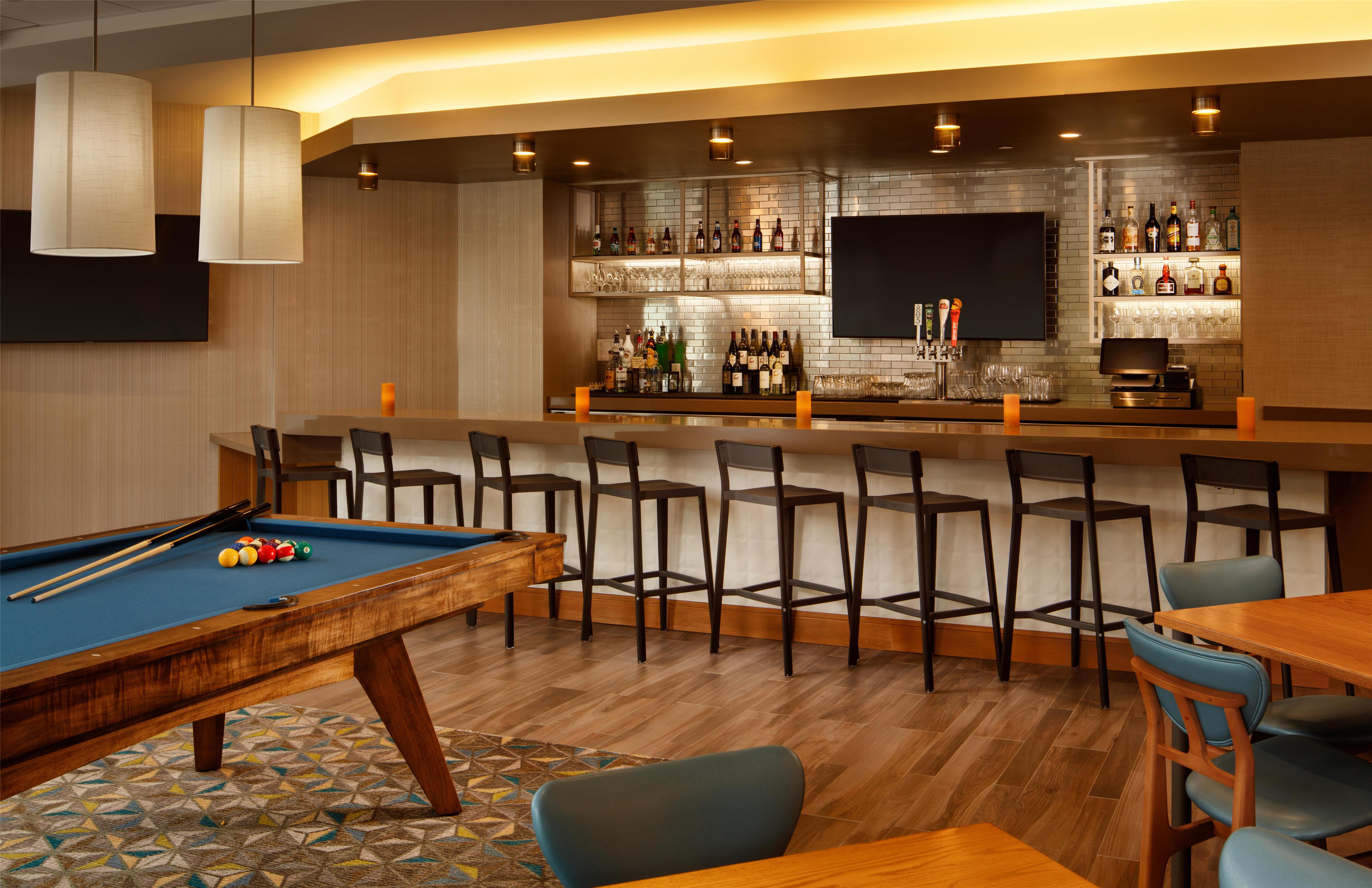 Bar Lounge