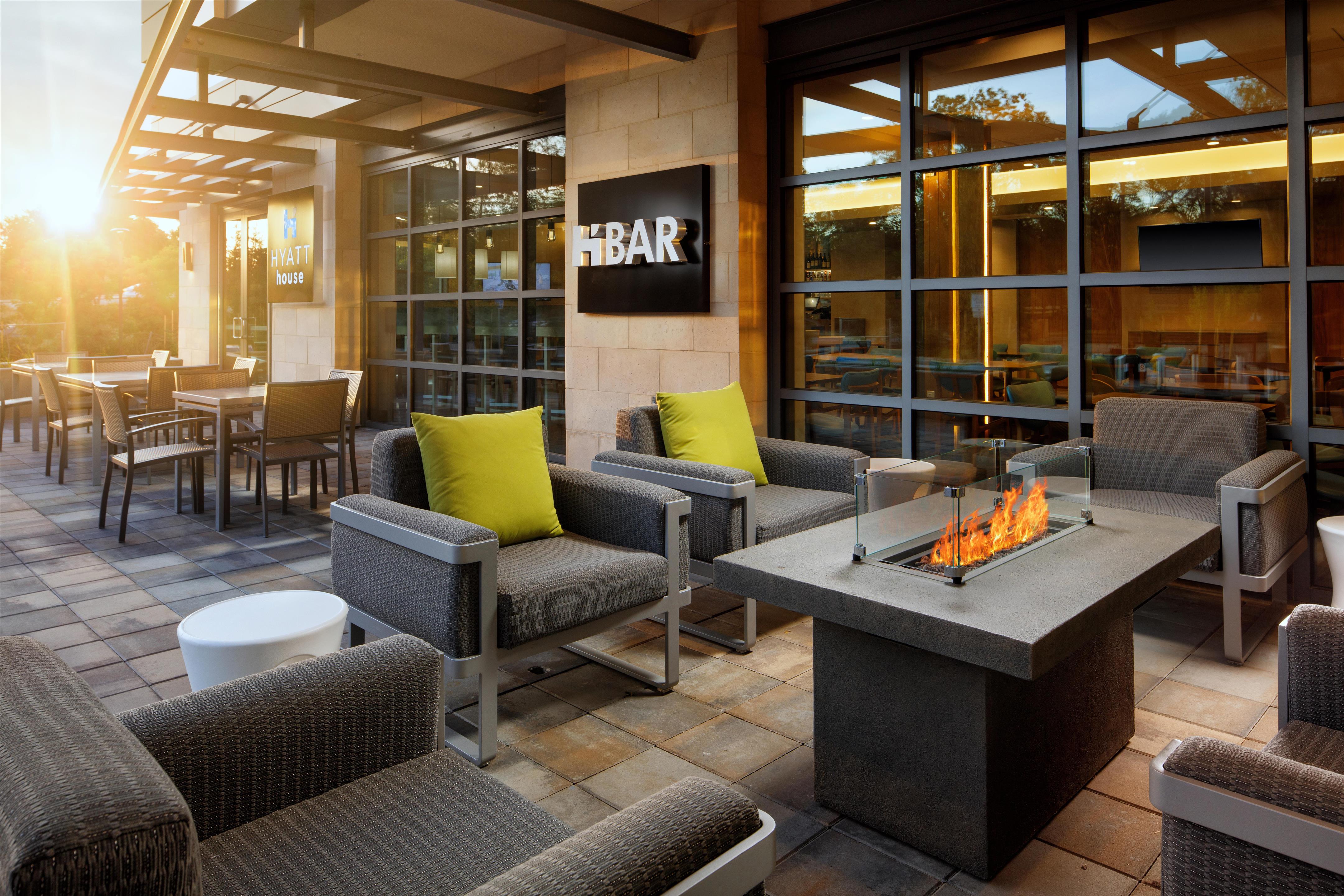 Bar Lounge