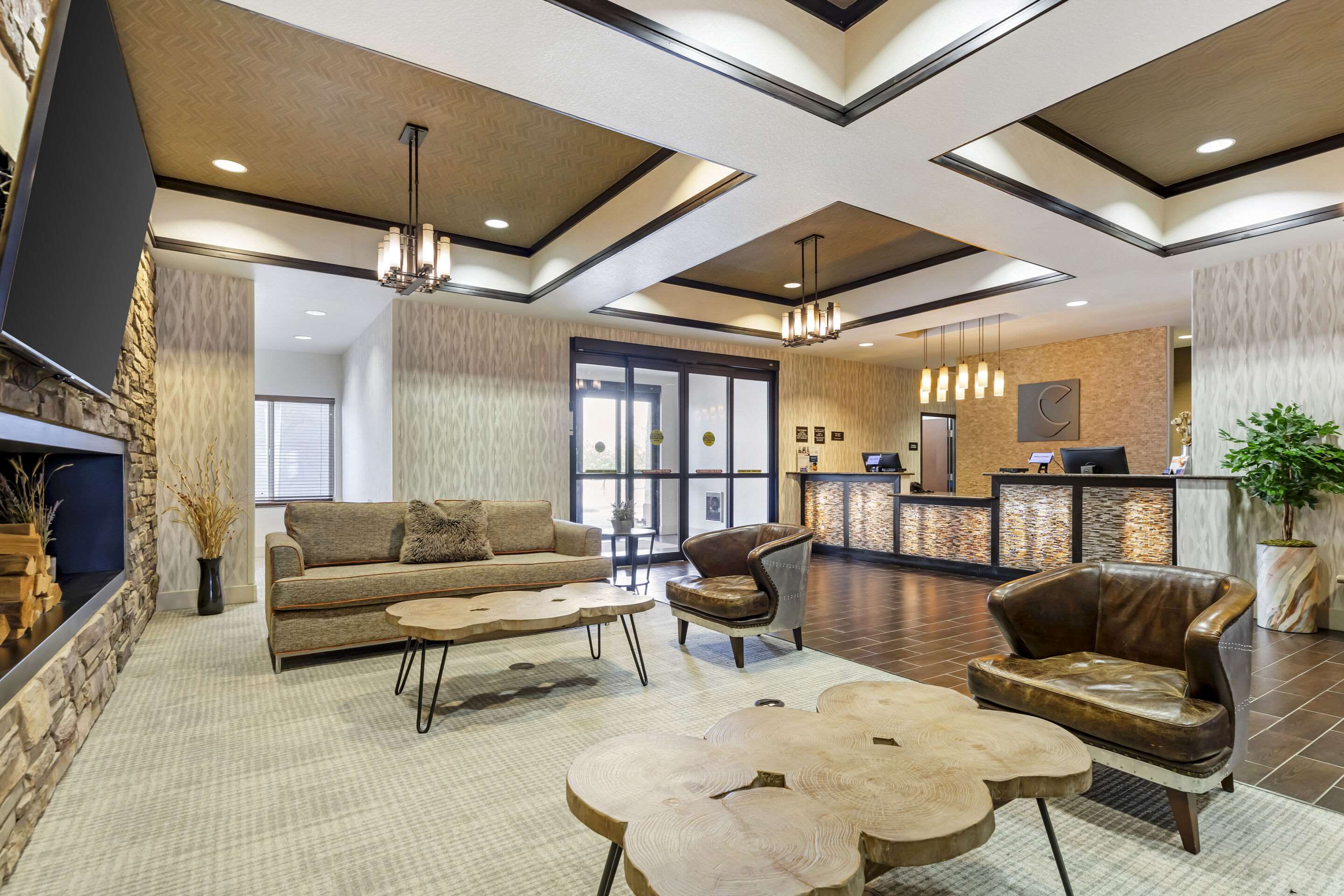 Hotel lobby | Comfort Inn & Suites Brighton Denver NE Medical Center